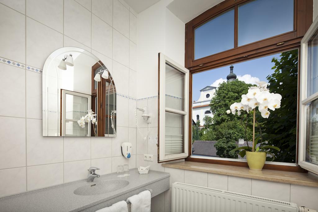 Hotel Angerbraeu Murnau am Staffelsee Pokoj fotografie